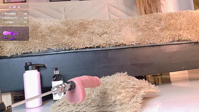 amy_miller1 (F teen) - Fuck pussy x10 min with machine