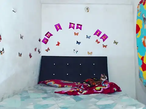 The_wickles_4443 webcam