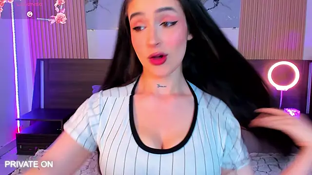 samanthaa_moon webcam