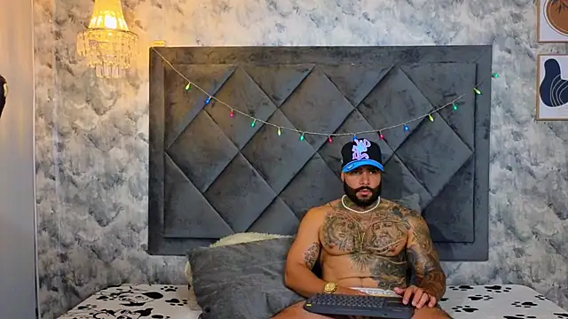 Apolo_rousse1 webcam