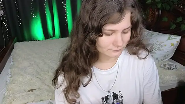 Charlotte_wow webcam