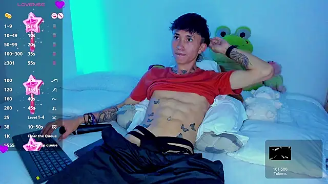 juniior_2311_ webcam