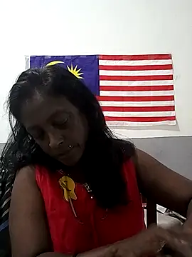 mamakarma1403 webcam