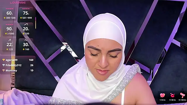 nahid_jaziri1 (F young) - oil in tits and slaps