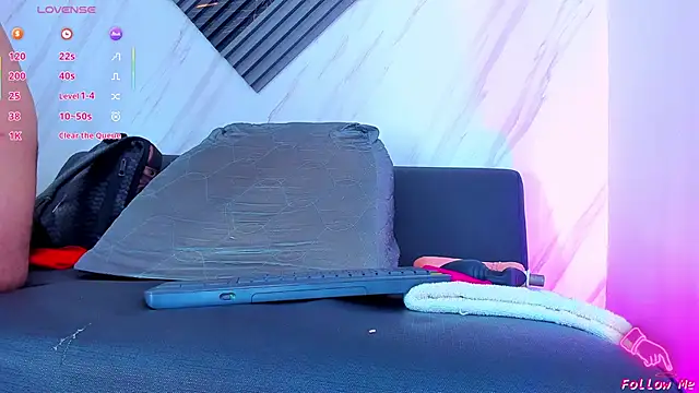 piggy_eddy - Piggy_Eddy's free webcam