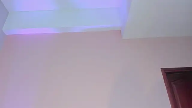 SerenaAveline webcam