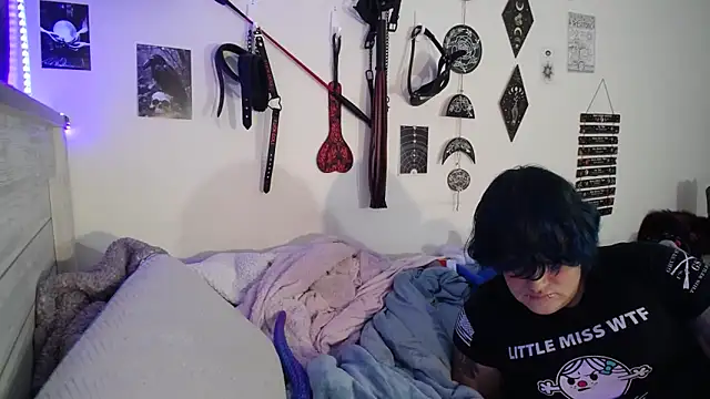 Julietserenity webcam