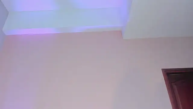 SerenaAveline webcam