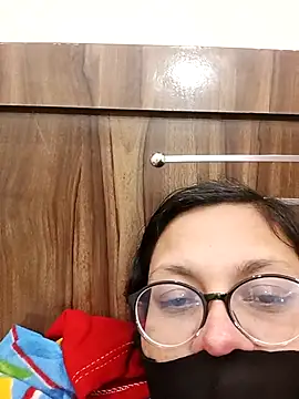 Mahira_sharma01 webcam