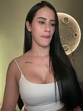 sarahhsmitth1 (F young) - Do you like to give pleasure?RUB MY CLIT