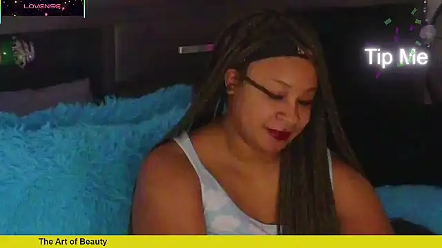 CosmicDream143 webcam