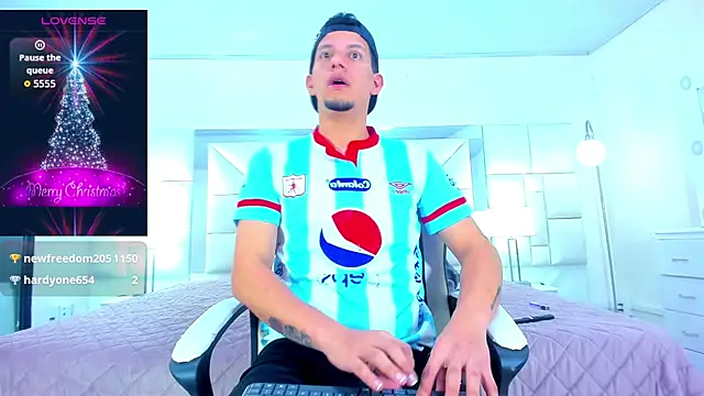 Sebastian_Smith__ webcam