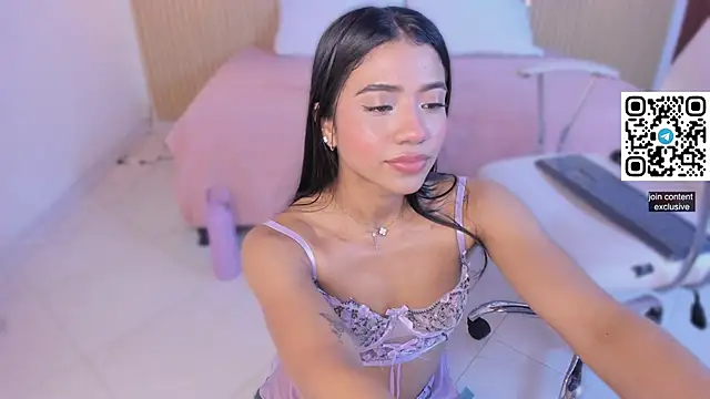 Harmony_Malkova webcam