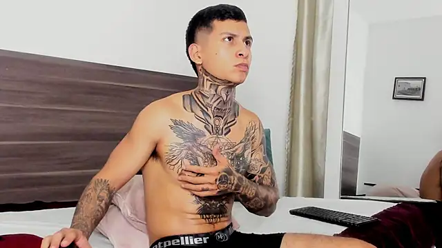 Andrew_sanders68 webcam