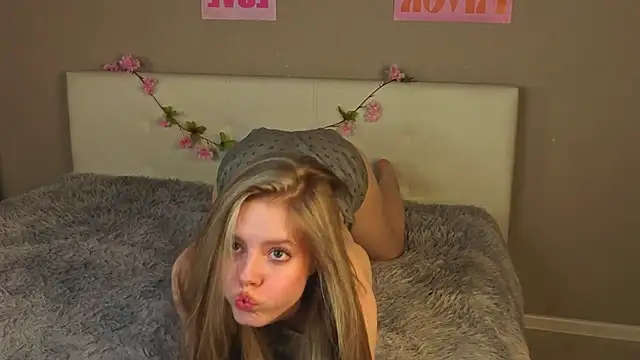 tiffinymergist (F teen) - Pull down your panties 🥵