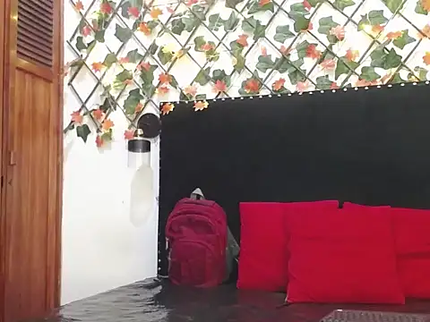 vcasandrap - Vcasandrap's free webcam - UK Sex Cams