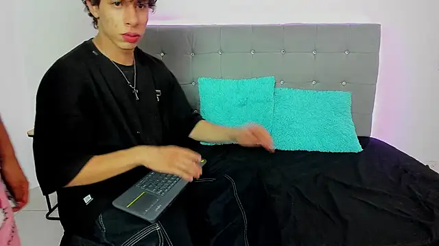 chris_evans27 webcam