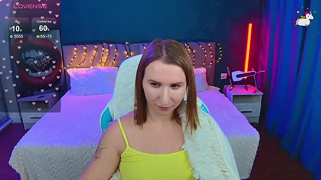 alicebykiss - AliceBYKiss's free webcam