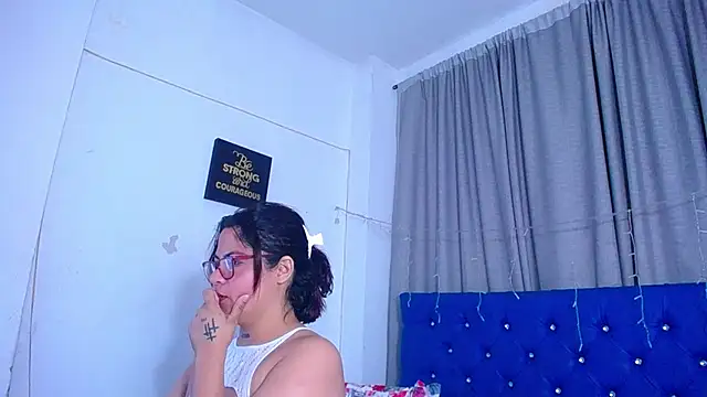 hornny_cougar webcam