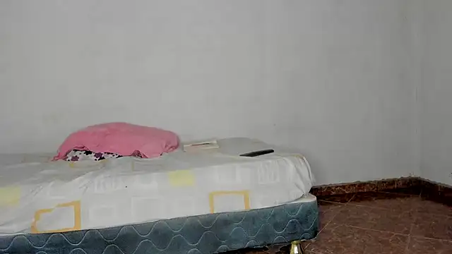 Jade_Dorthini webcam