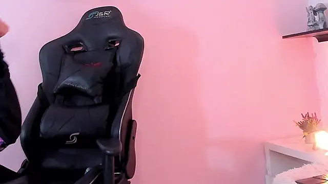 VictoriiaRose webcam