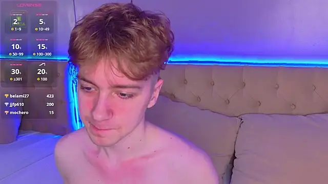 paul_holt (M twink) - Ass close to cam