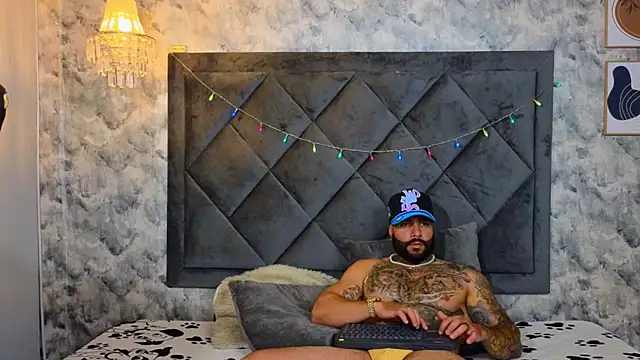 Apolo_rousse1 webcam