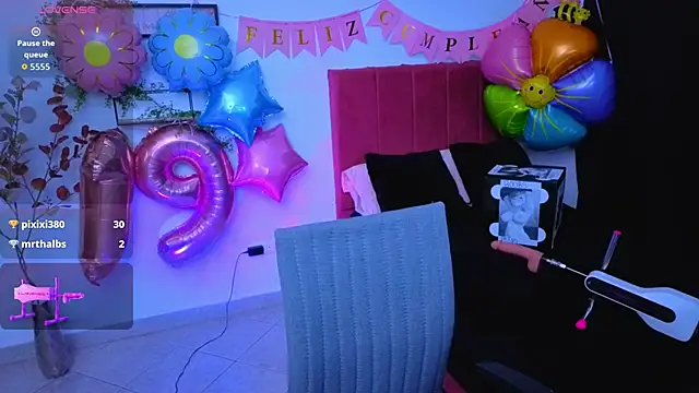 pequitasmedusa9 webcam