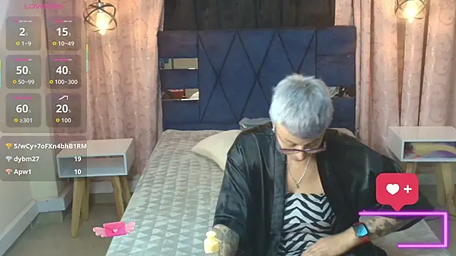 Charlotte__Gray webcam