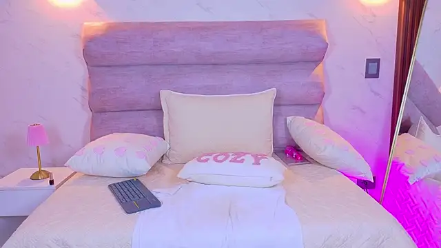 Scarleth_Evans webcam