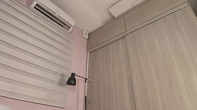 biancaa_18 webcam stripchat model stream image