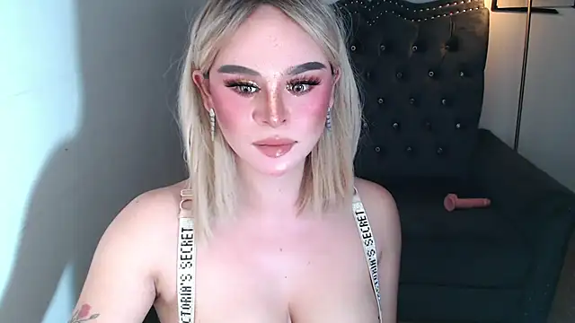 superhotangelxx - Superhotangelxx's free webcam - UK Sex Cams