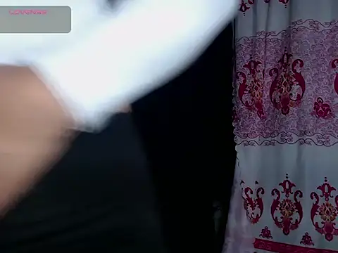 kendra_rousee1 webcam