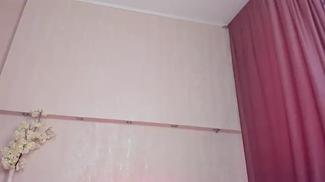 Erika_Carpenter webcam