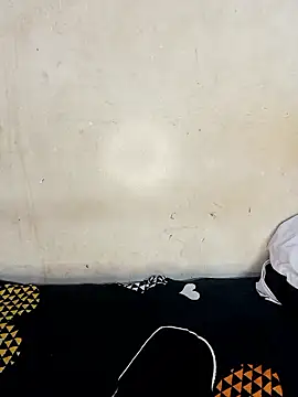 xpihu - Xpihu's free webcam - UK Sex Cams