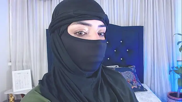 uzra_hayed (F young) - squirting in ur mouth