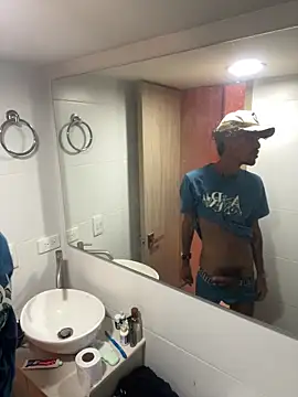 Miguel_bigcock webcam