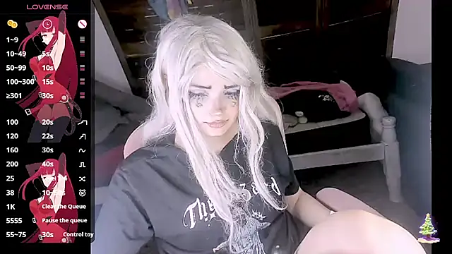 Honeyapplealaska webcam