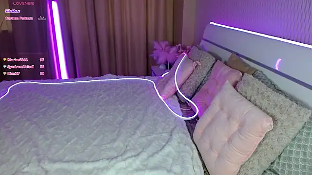 adelecutie - AdeleCutie's free webcam - UK Sex Cams