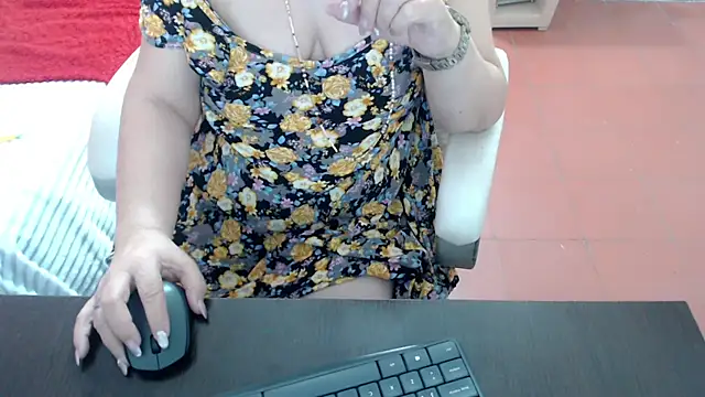 leonela_69
