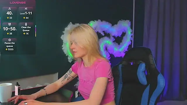 Callista_a webcam stripchat model stream image