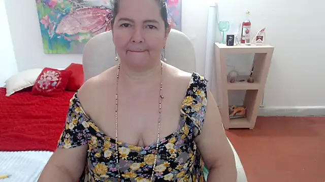 leonela_69 webcam