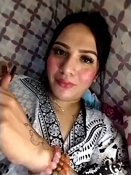 Yourbabyshane webcam