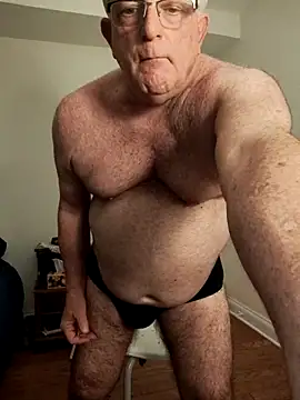 shoreguy69 (M grandpa) - NUDE POSING and STROKING