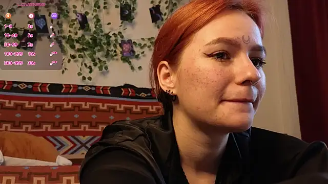 girl_with_snaketatto0 webcam