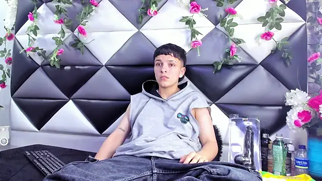 Megan_Thompson_ webcam