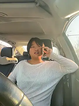 fengbaby-555 - Fengbaby-555's free webcam