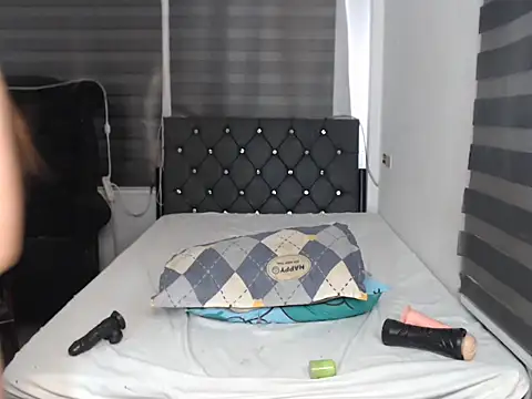 sylvannia_cumslut webcam