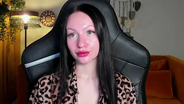 naomiblakes - NaomiBlakes's free webcam