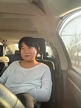 fengbaby-555 - Fengbaby-555's free webcam